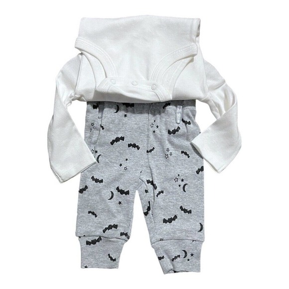 NWT Just one You By Carters Batty For Hugs 2 pc Outfit Halloween Various Sizes - Picture 2 of 6